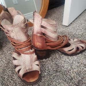Freebird sandals